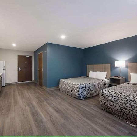 Woodspring Suites Grand Rapids Kentwood Exterior photo