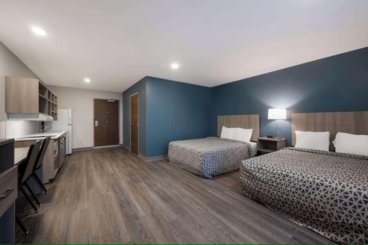 Woodspring Suites Grand Rapids Kentwood Exterior photo